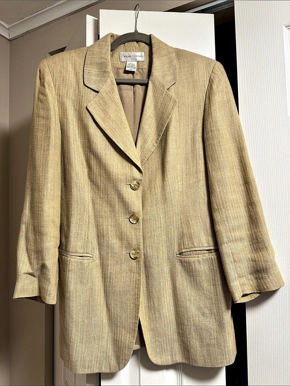 Casual Corner Linen Blend Blazer in Brown